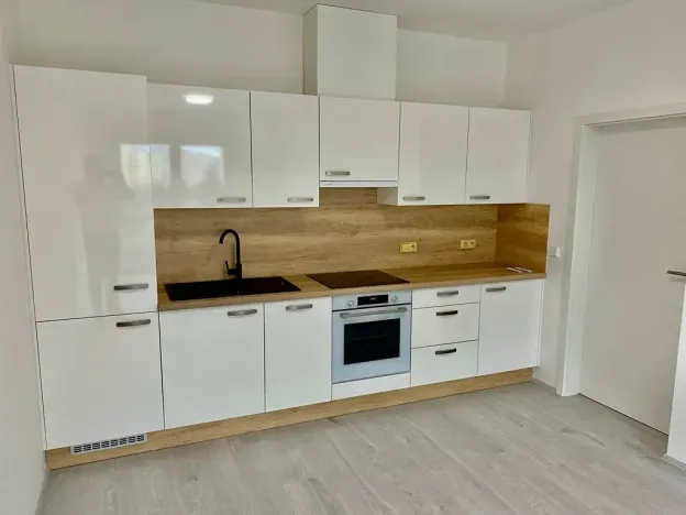 Prodej bytu 2+kk, Kuřim, Tyršova, 52 m2