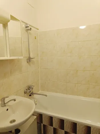 Pronájem bytu 3+1, Teplice, Duchcovská, 72 m2
