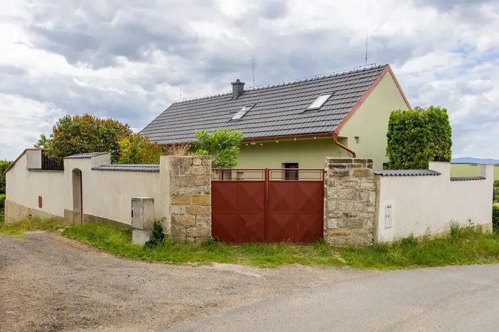 Prodej rodinného domu, Mšené-lázně, Vrbická, 130 m2