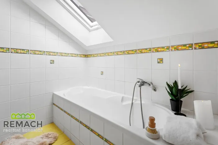 Pronájem bytu 2+kk, Náchod, Masarykovo náměstí, 78 m2