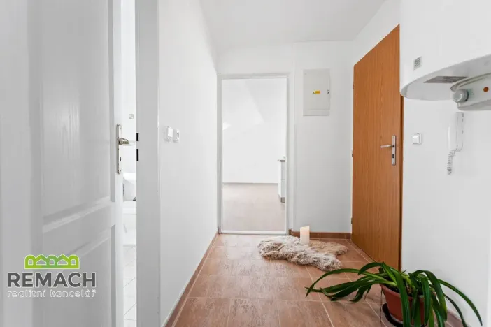 Pronájem bytu 2+kk, Náchod, Masarykovo náměstí, 78 m2