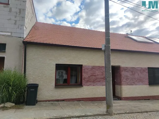 Pronájem rodinného domu, Dobřínsko, 38 m2