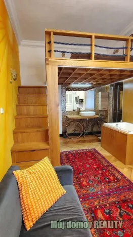 Pronájem bytu 1+1, Praha - Nové Město, Hálkova, 38 m2