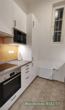 Pronájem bytu 1+1, Praha - Nové Město, Hálkova, 38 m2