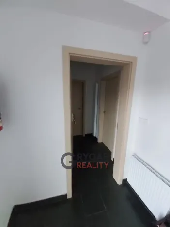 Pronájem bytu 1+kk, Běloky, 40 m2