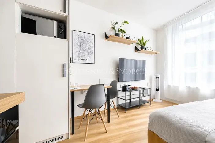 Prodej bytu 1+kk, Praha - Smíchov, Mozartova, 22 m2