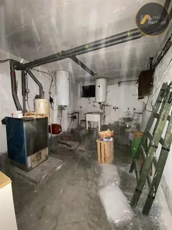 Pronájem bytu 4+1, Veltrusy, Jiráskova, 109 m2