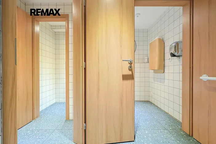 Pronájem kanceláře, Plzeň, Americká, 210 m2
