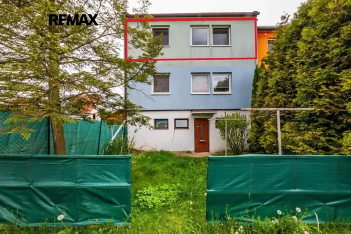 Prodej bytu 3+1, Červený Újezd, U Okálu, 62 m2