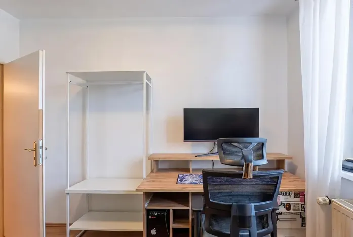 Dražba bytu 4+1, Zeleneč, Mstětická, 96 m2