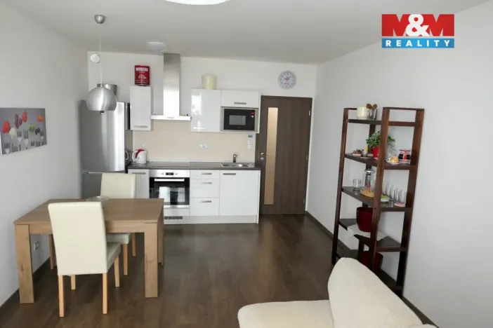 Pronájem bytu 2+kk, Hradec Králové - Třebeš, Pod Svahem, 55 m2