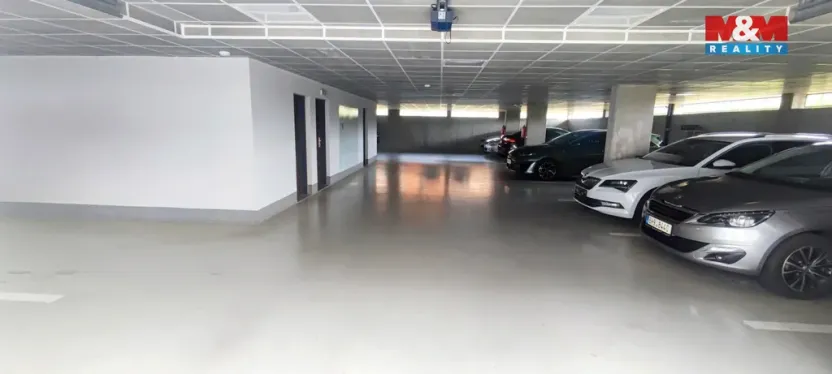 Pronájem bytu 2+kk, Hradec Králové - Třebeš, Pod Svahem, 55 m2
