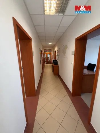 Pronájem kanceláře, Kroměříž, Kotojedská, 133 m2