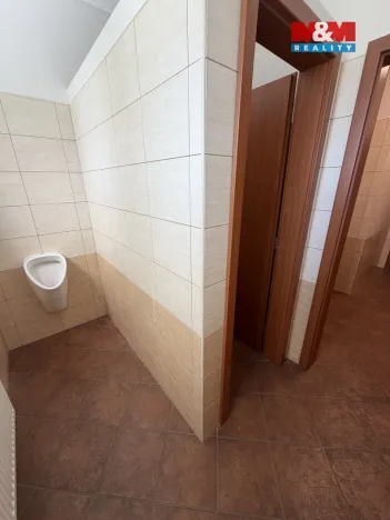 Pronájem kanceláře, Kroměříž, Kotojedská, 133 m2
