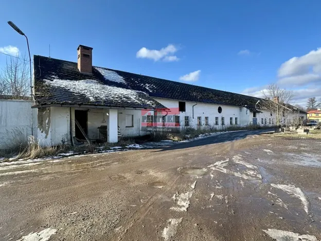 Prodej skladu, Netolice, 30000 m2