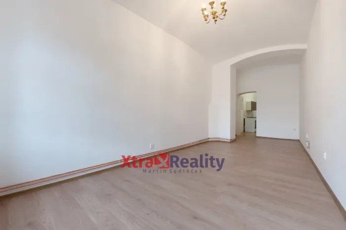 Prodej bytu 1+1, Teplice, Školní, 70 m2