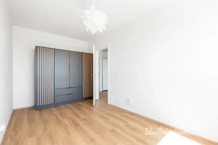 Pronájem bytu 2+kk, Praha - Třebonice, Thomasova, 46 m2