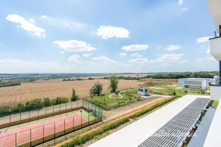 Pronájem bytu 2+kk, Praha - Třebonice, Thomasova, 46 m2