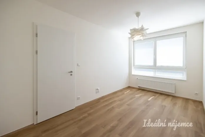 Pronájem bytu 2+kk, Praha - Třebonice, Thomasova, 46 m2