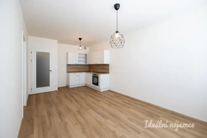 Pronájem bytu 2+kk, Praha - Třebonice, Thomasova, 46 m2