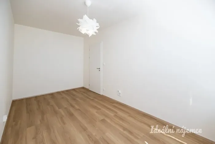 Pronájem bytu 2+kk, Praha - Třebonice, Thomasova, 46 m2
