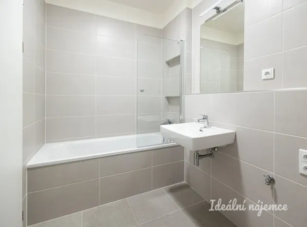 Pronájem bytu 2+kk, Praha - Třebonice, Thomasova, 46 m2