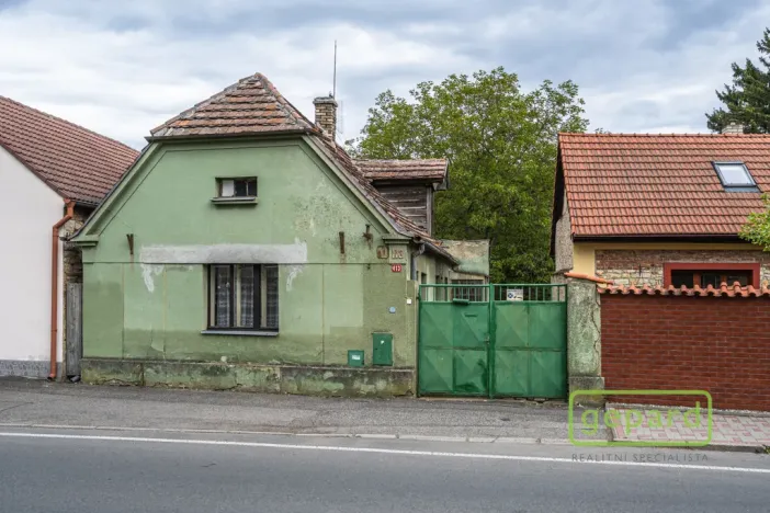 Prodej rodinného domu, Hostivice, Husovo náměstí, 66 m2