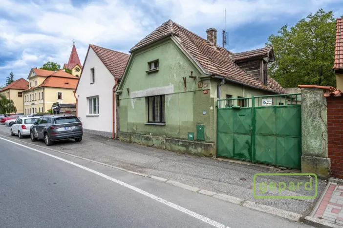 Prodej rodinného domu, Hostivice, Husovo náměstí, 66 m2