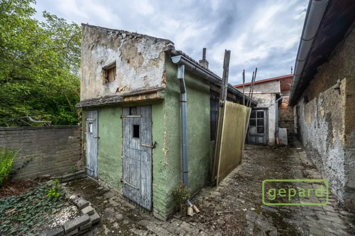 Prodej rodinného domu, Hostivice, Husovo náměstí, 66 m2