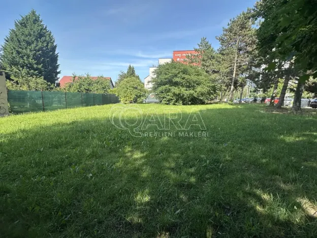 Pronájem komerčního pozemku, Praha - Háje, Kazimírova, 1347 m2