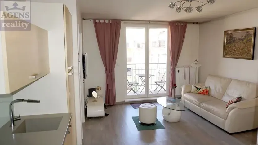 Prodej bytu 2+kk, Praha - Žižkov, Rečkova, 51 m2