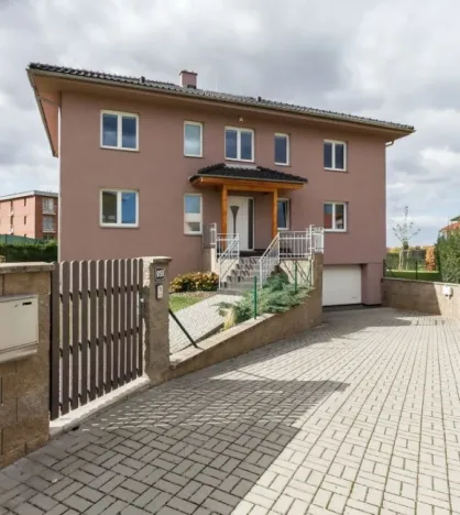 Pronájem rodinného domu, Průhonice, Pod Valem II., 350 m2