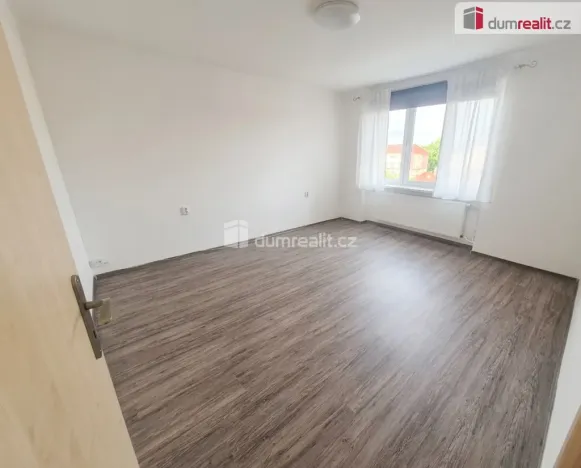 Pronájem bytu 3+1, Roudnice nad Labem, Stadická, 66 m2