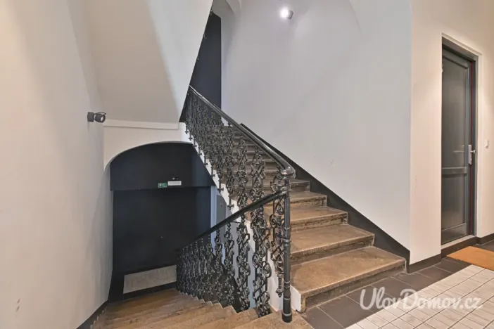 Prodej bytu 3+kk, Praha - Bubeneč, U studánky, 96 m2