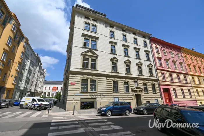 Prodej bytu 3+kk, Praha - Bubeneč, U studánky, 96 m2