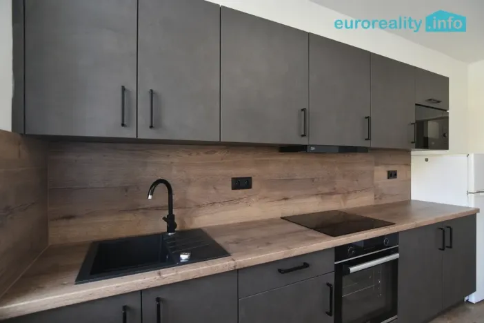 Prodej bytu 1+1, Česká Lípa, Svojsíkova stezka, 62 m2