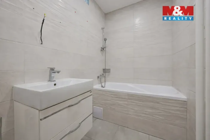 Prodej bytu 2+kk, Žďár nad Sázavou - Žďár nad Sázavou 4, Wolkerova, 70 m2