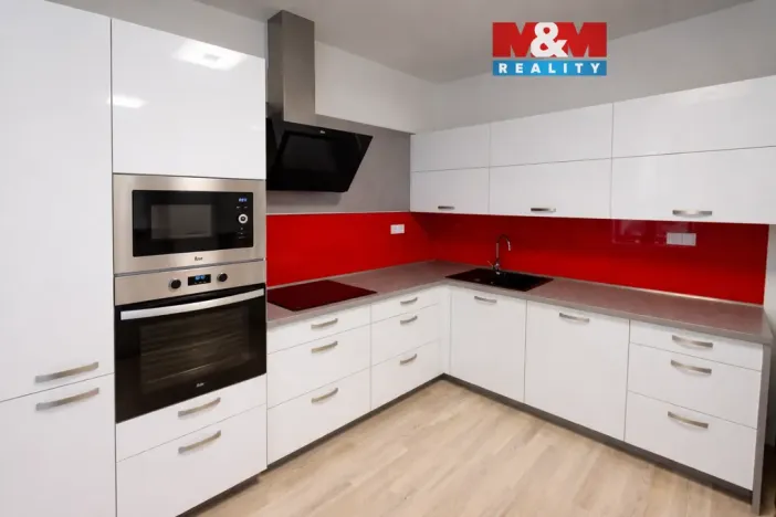 Prodej bytu 3+kk, Šternberk, Světlov, 61 m2