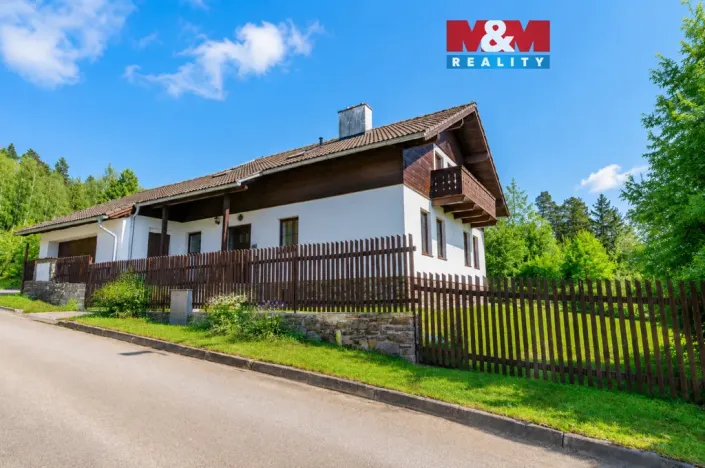 Prodej rodinného domu, Sázava, 205 m2