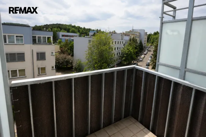 Pronájem bytu 1+kk, Praha - Motol, Jeřabinová, 35 m2