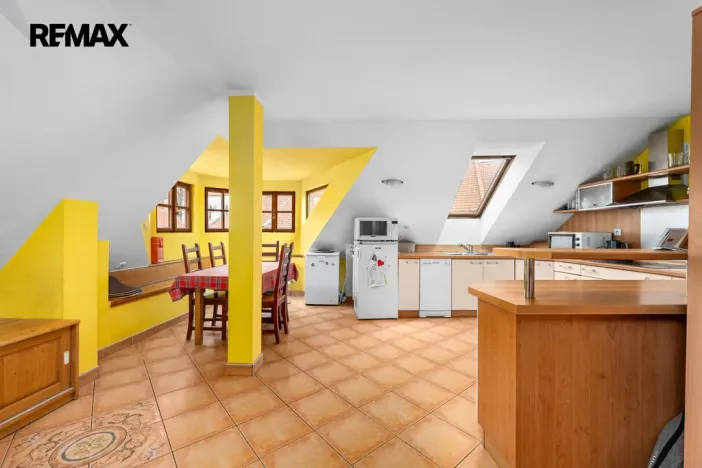 Prodej rodinného domu, Volyně, náměstí Svobody, 290 m2