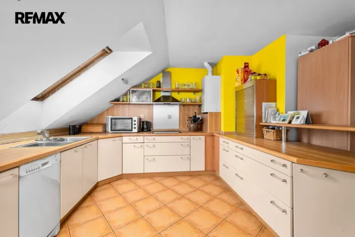 Prodej atypického bytu, Volyně, náměstí Svobody, 126 m2