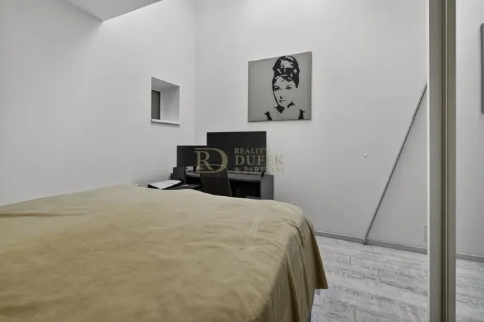 Pronájem bytu 2+kk, Praha - Smíchov, Strakonická, 44 m2
