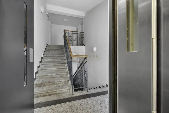 Pronájem bytu 2+kk, Praha - Smíchov, Strakonická, 44 m2