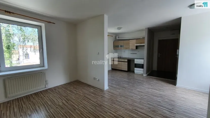 Pronájem bytu 2+kk, Praha - Hrdlořezy, Českobrodská, 64 m2