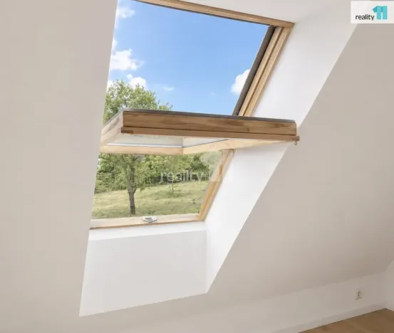 Pronájem bytu 2+kk, Praha - Hrdlořezy, Českobrodská, 64 m2