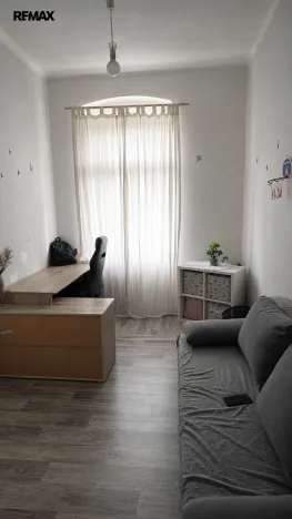 Pronájem bytu 3+1, Karlovy Vary, T. G. Masaryka, 74 m2