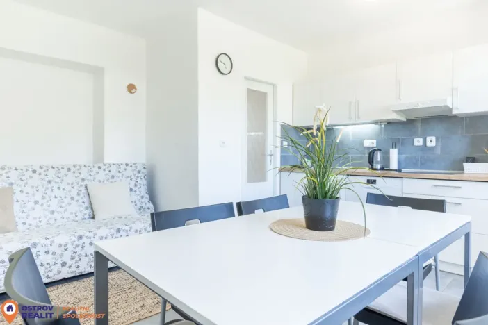 Prodej bytu 3+kk, Staré Město - Stříbrnice, 60 m2