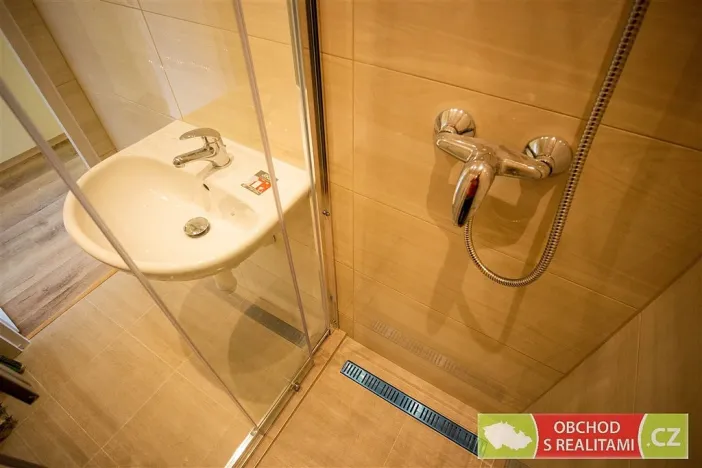 Pronájem bytu 1+kk, Praha, Jahodová, 25 m2