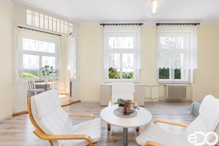 Prodej vily, Cvikov - Trávník, 680 m2